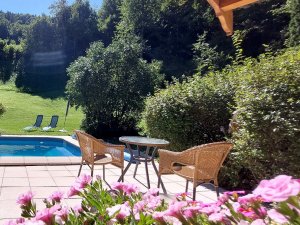 Blumenpracht rund um unseren Oslhof